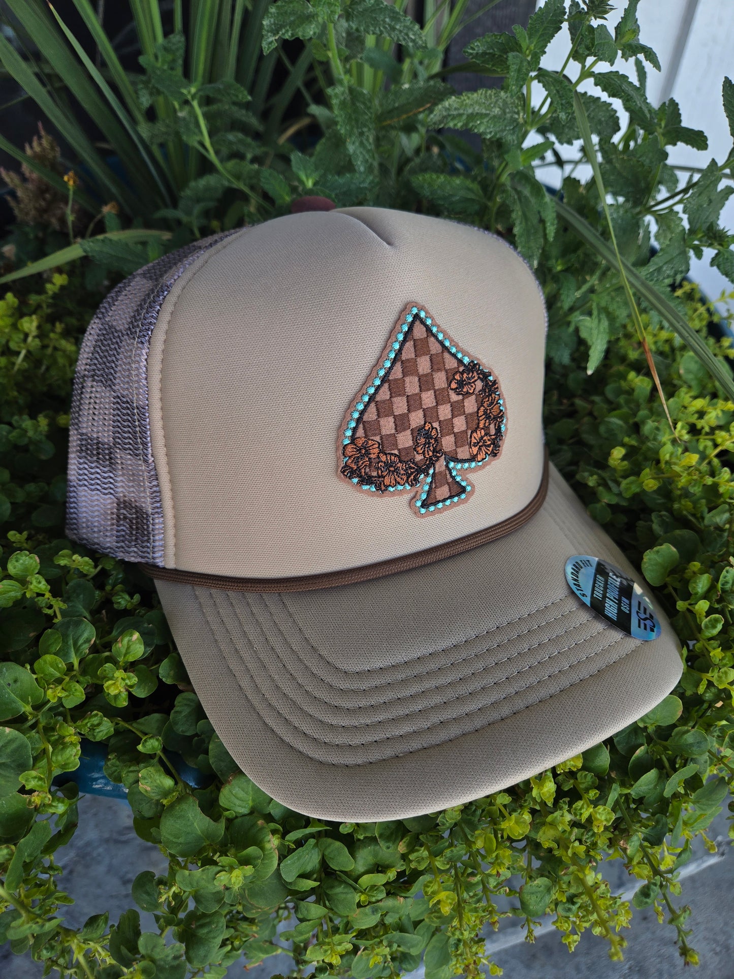 Checkered Spade